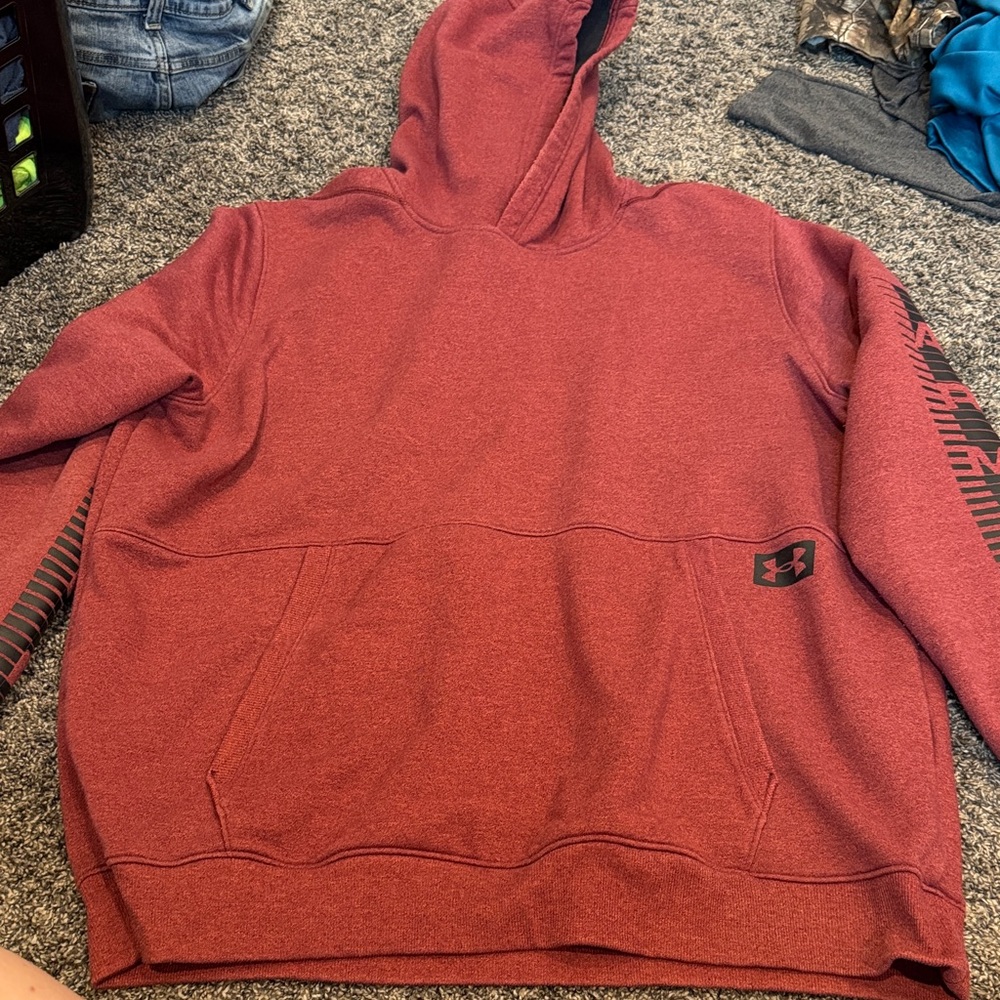 Under Armour Men's Maroon Hoodie